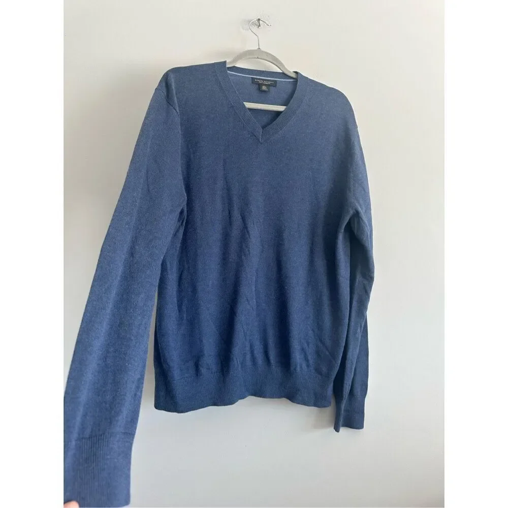 banana republic men’s v neck silk cashmere blend blue knit sweater size large